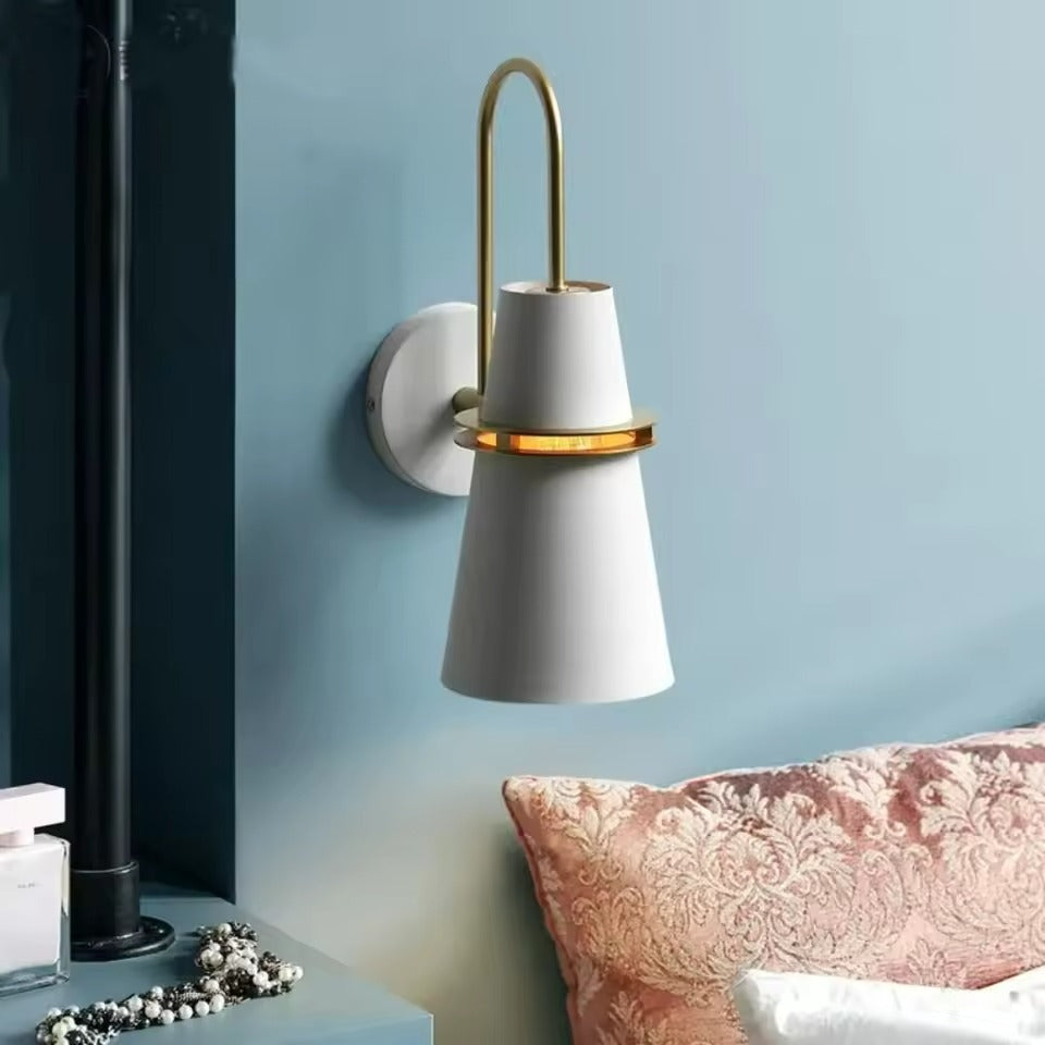 Skanto | Premium Vegglampe Kilde for Sofistikerte Innendørsomgivelser
