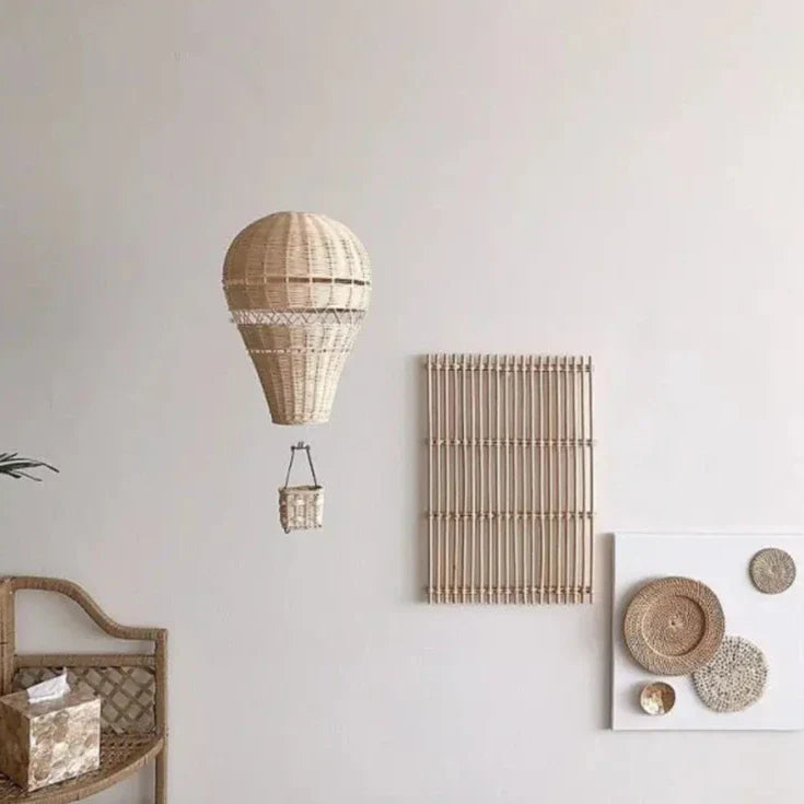 Skanto | Håndlaget Rattan Vevd Ballong Mobil Ornament