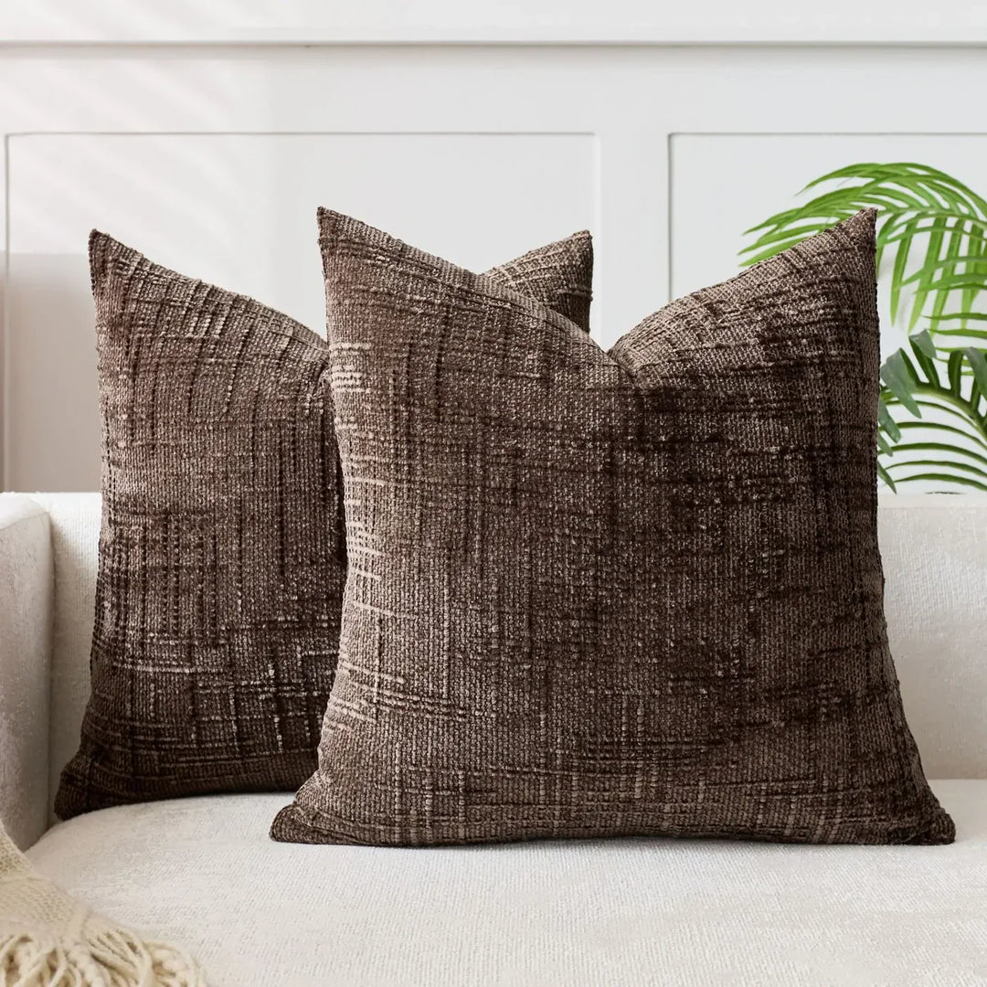 Chenille Sofa putevar – Myk ensfarget design | Elegant dekorasjon for stue & soverom | Skanto