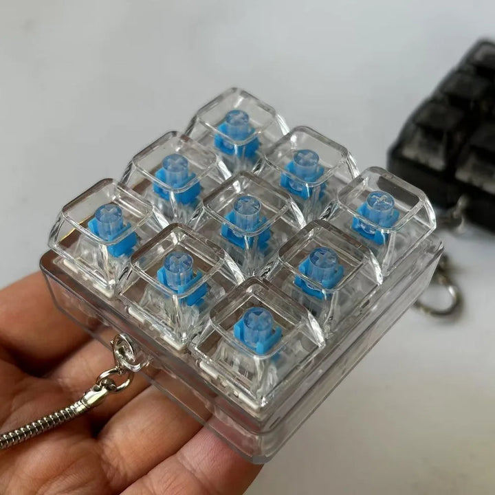 Skanto | Mekanisk kube klikk fidget nøkkelring