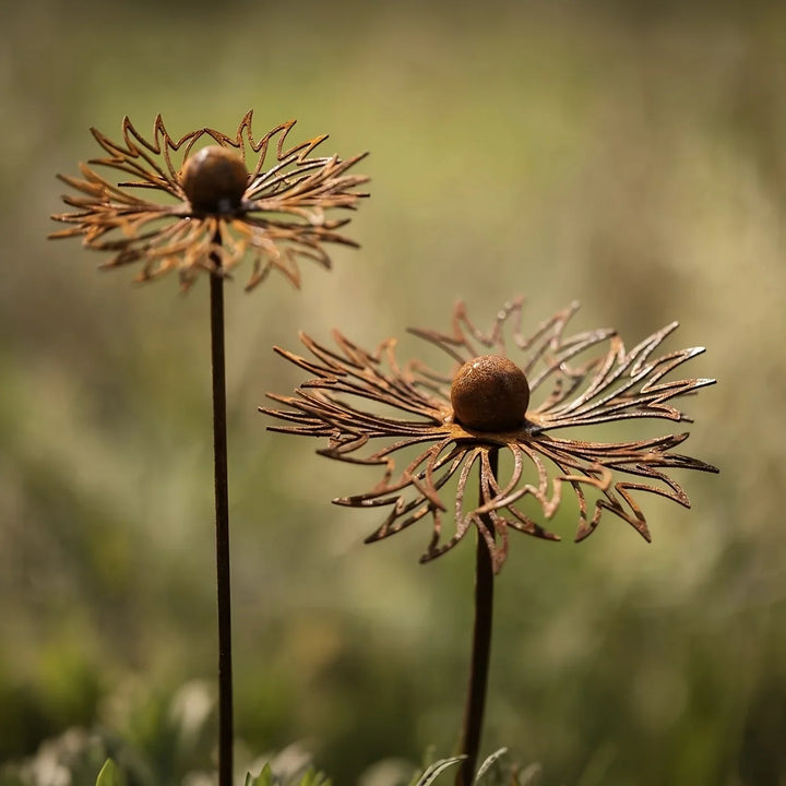 Skanto | FLORUSTA Hagepinn Blåblomst | Rust Utseende Metall | Rustikk Hage Decor