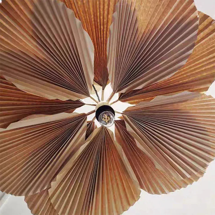 Skanto | Moderne LED Kandelaber i Art Deco Blomsterform