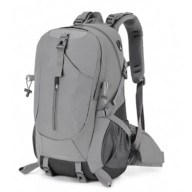 Norvo | Reise ryggsekk TrekVault 40 | 40 L Utendørs ryggsekk med regntrekk | For fotturer, reise og daglig bruk | 31 × 20 × 52 cm