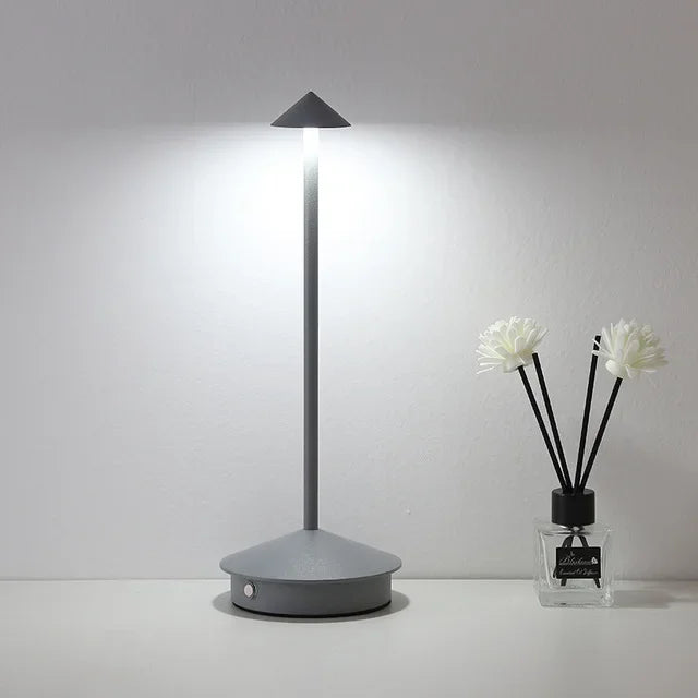 Skanto | Raderbar Bordlampe Kreativ Spisestue Berøring Led Hotell Bar Kaffe Pina Pro Bordlampe Dekorativ Skrivebordslampe
