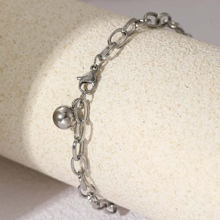 Skanto | Chunky Paperclip Quaste Ball Armbånd
