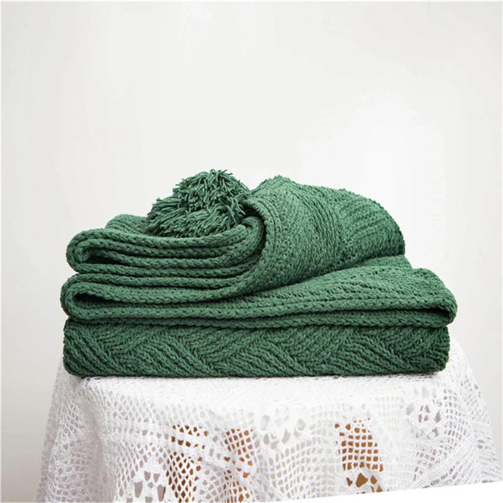 HeartCozy Blanket – Luxe Chenille Blanket with Heart Fringes Skanto