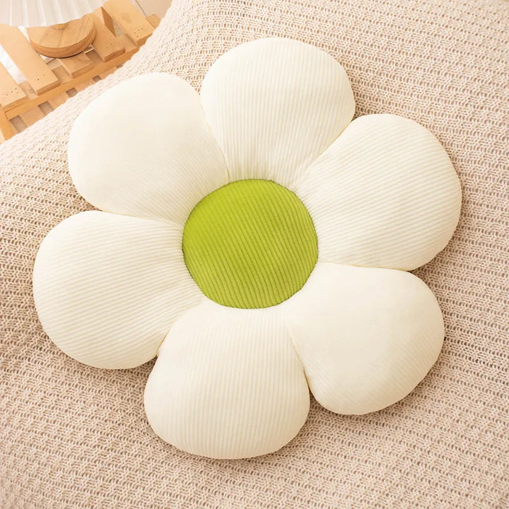 Daisy Plush Cushion | Skanto