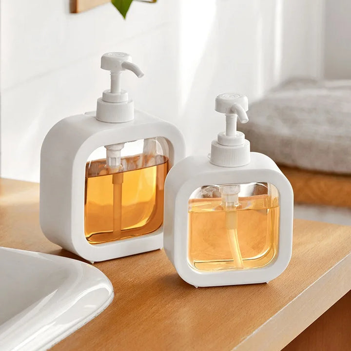 SkandiPure Såpedispenser – Minimalistisk Nordisk Design for Moderne Roma