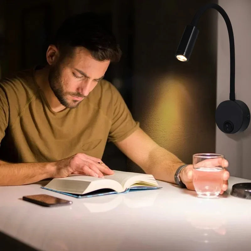Skanto | Allsidig LED Vegglampe: Moderne, Fleksibel, Perfekt for å Lese i Sengen