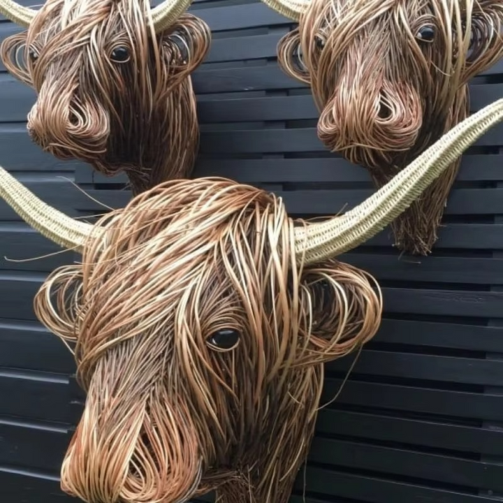 Skanto | Vevd Pilflette Høylandsk Storfe Harpikshjemmet Dekor Figurine
