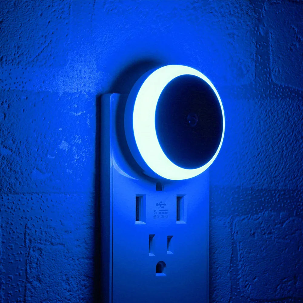 Skanto | NOXORA LED nattlys | Twilight sensor & automatisk dimming | Plug-in lys | Varm hvit