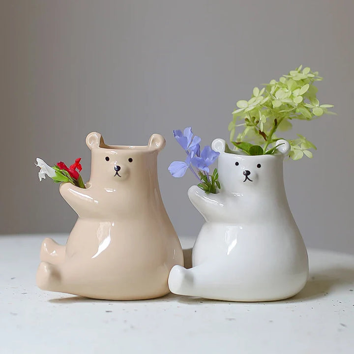 Bjørn med blomsterpotte | Skanto