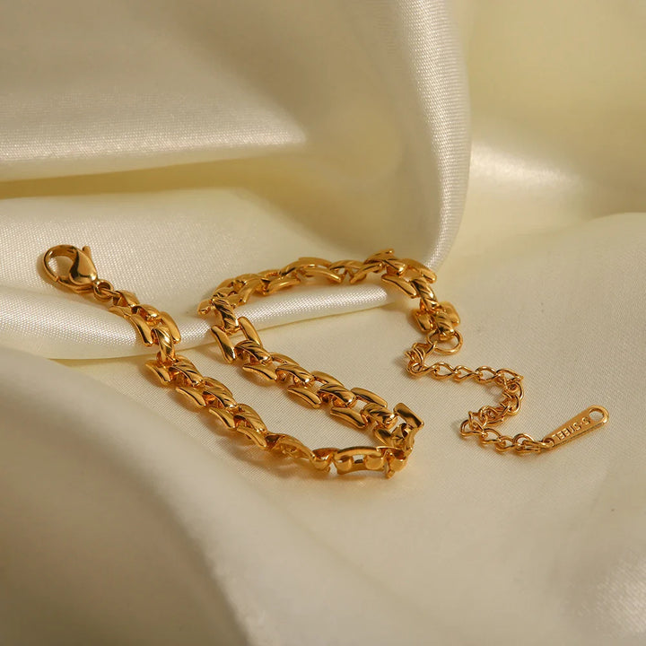 Skanto | 18k Tynn Urmaker Inspirert Armbånd