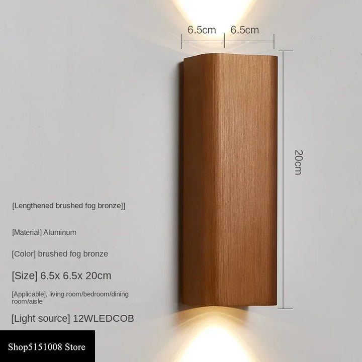 LumiGlow - Stillegående LED Vegglampe med Varme og Kjølige Lys | Skanto