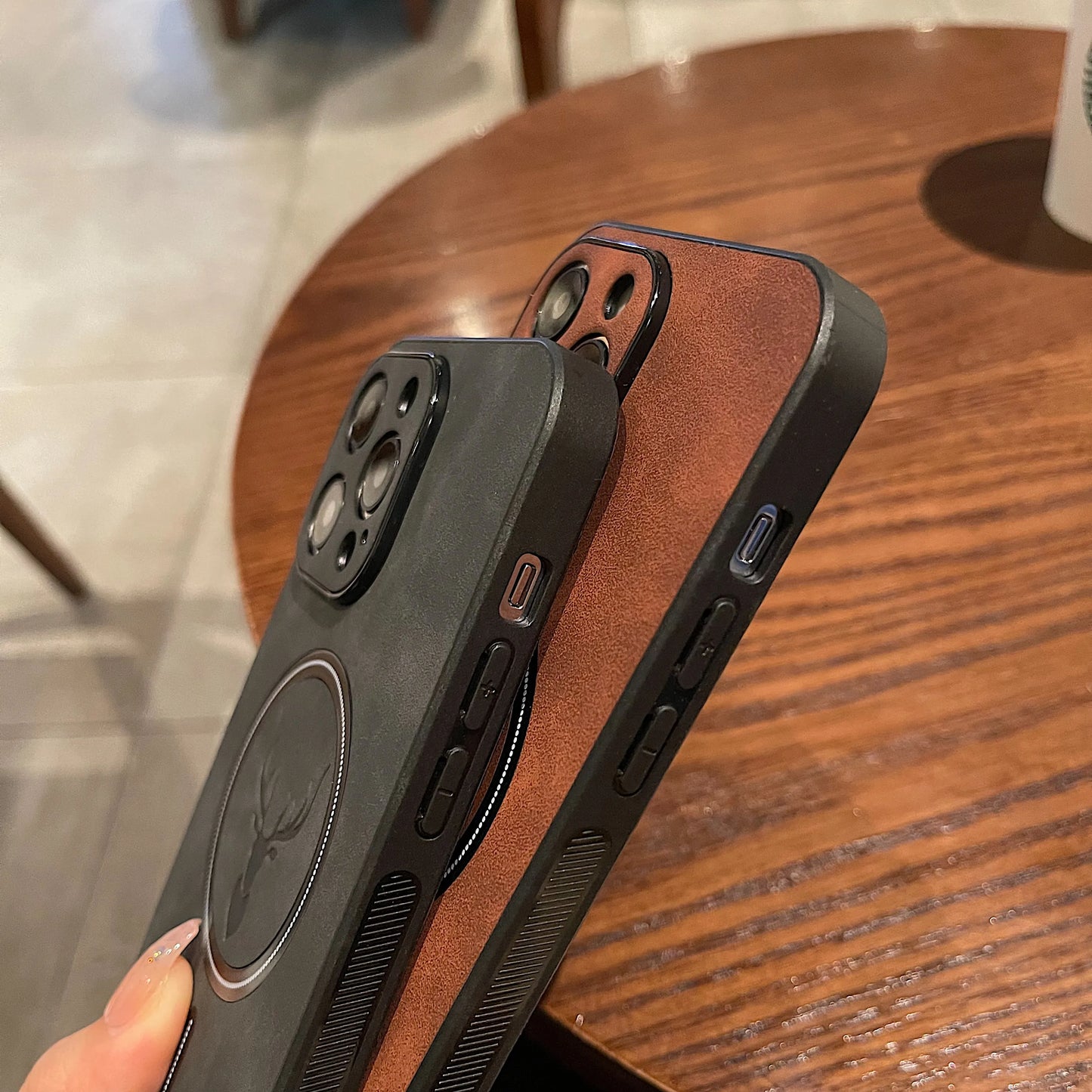 Norvo | Luxury Deer Leather Apple iPhone Case | Magnetisk telefonveske, trådløs veske, MagSafe, trådløs lading, beskyttelsesveske, deksel for iPhone 15, 14, 13 Pro Max Plus