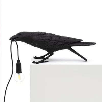 Skanto | Moderne Lucky Bird Bordlampe – Kreativ Resin Dyre Design for Soverom og Stue