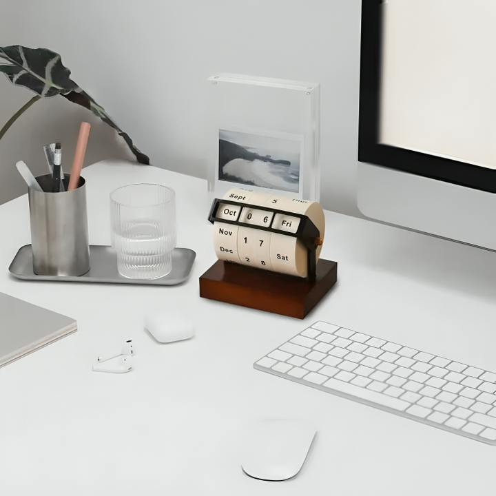 Skanto | Vintage Tre Perpetuum Flip Kalender – Gjenbrukbar Rotary Nedtelling Borddisplay