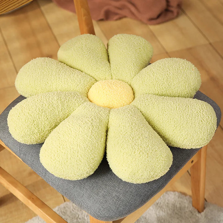 Boucle Plush Flower Cushion | Skanto