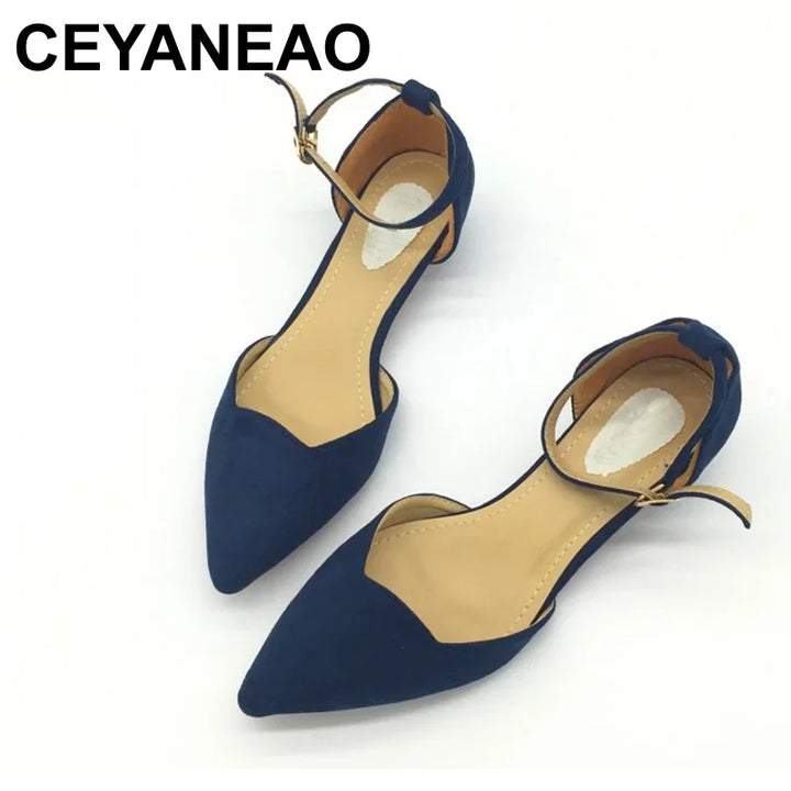 Skanto | Kvinners Spenne Stropp Lav Hæler Pumper Spiss Tå Flock D'Orsay Hæler Sko Enkelt Sko Blå