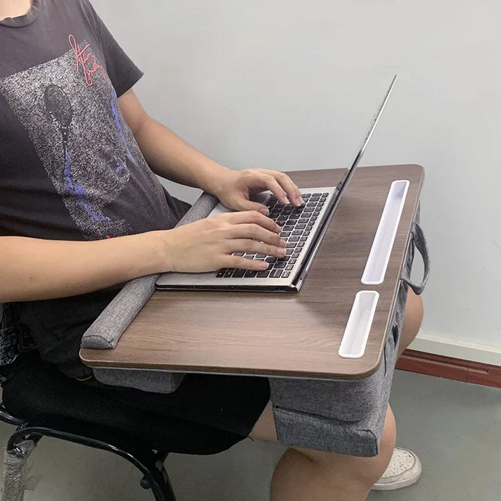 Skanto | Bærbar Laptopbord med Pute