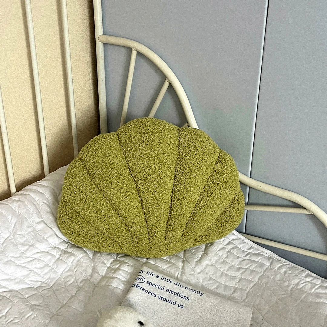 Pastell Shell Pute – Fluffy Bouclé Plush Putekledd | Skanto