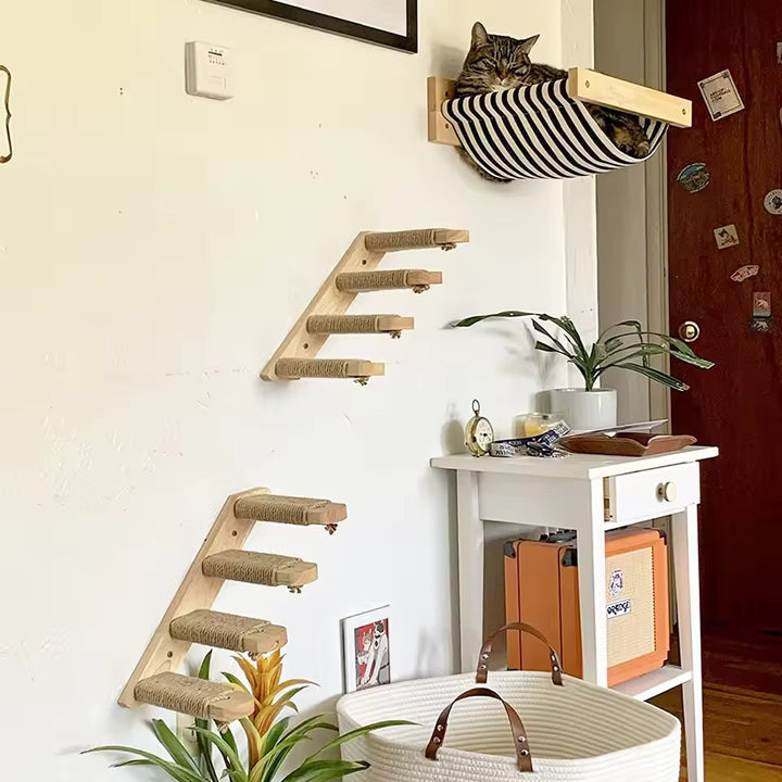 Kattestige for veggmontering laget av tre med sisal Skanto