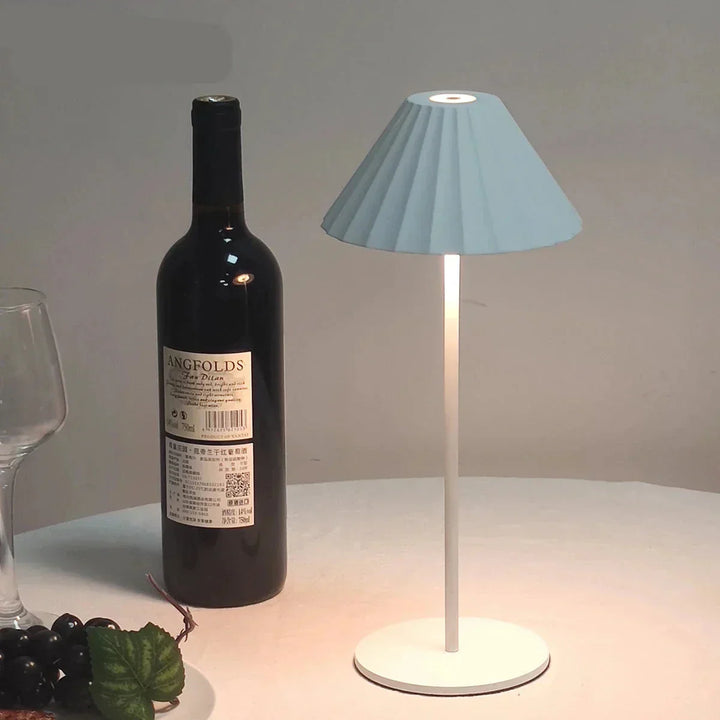 Skanto | Stilig og funksjonell lampe med avansert teknologi