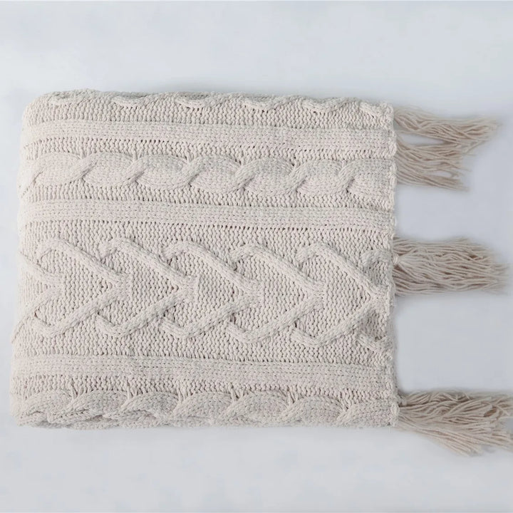 HeartCozy Blanket – Luxe Chenille Blanket with Heart Fringes Skanto