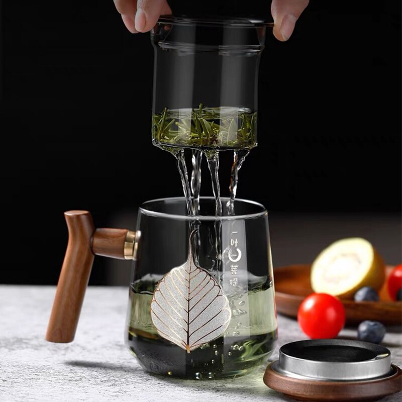 Premium Glass Tea Cup with Filter and Wooden Handle, 470ml | Skanto