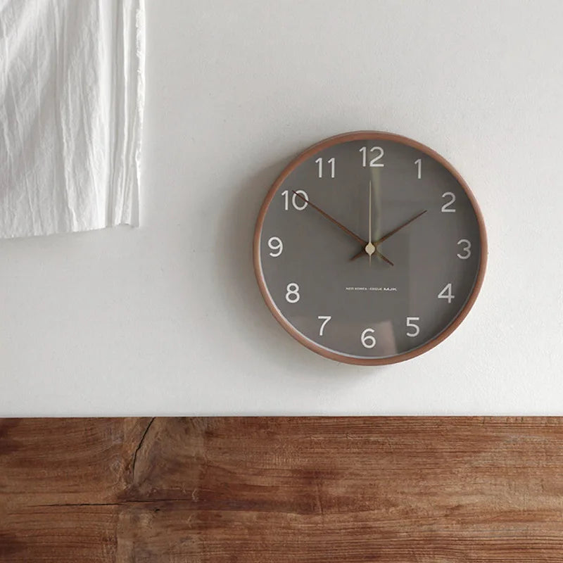 Luksus Veggklokke i Tre og Glass med Minimalistisk Design | Skanto