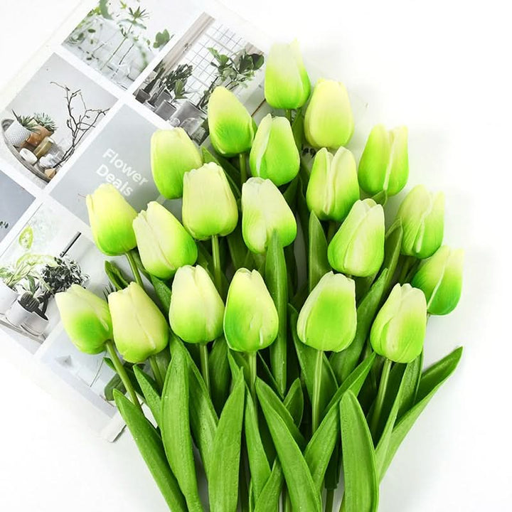 Künstlicher Tulpenstrauß mit realistisk wirkenden Blüten