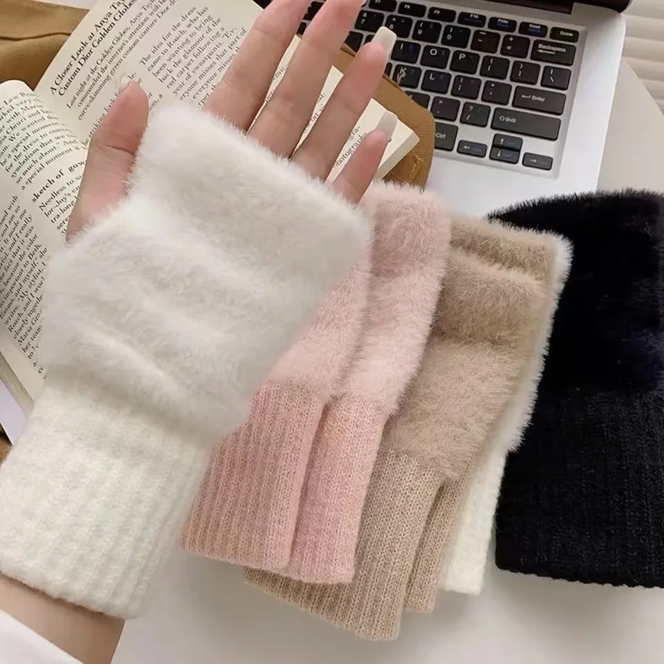 Skanto | Unisex Fleece Fingervotter – Varme, Myke og Fungerende