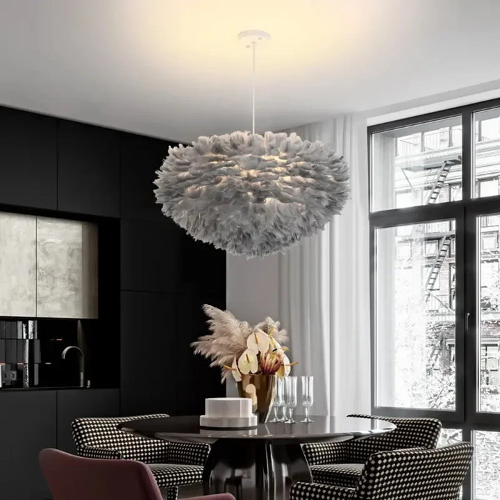 Skanto | Skandinavisk Fjær Pendellampe med Moderne LED