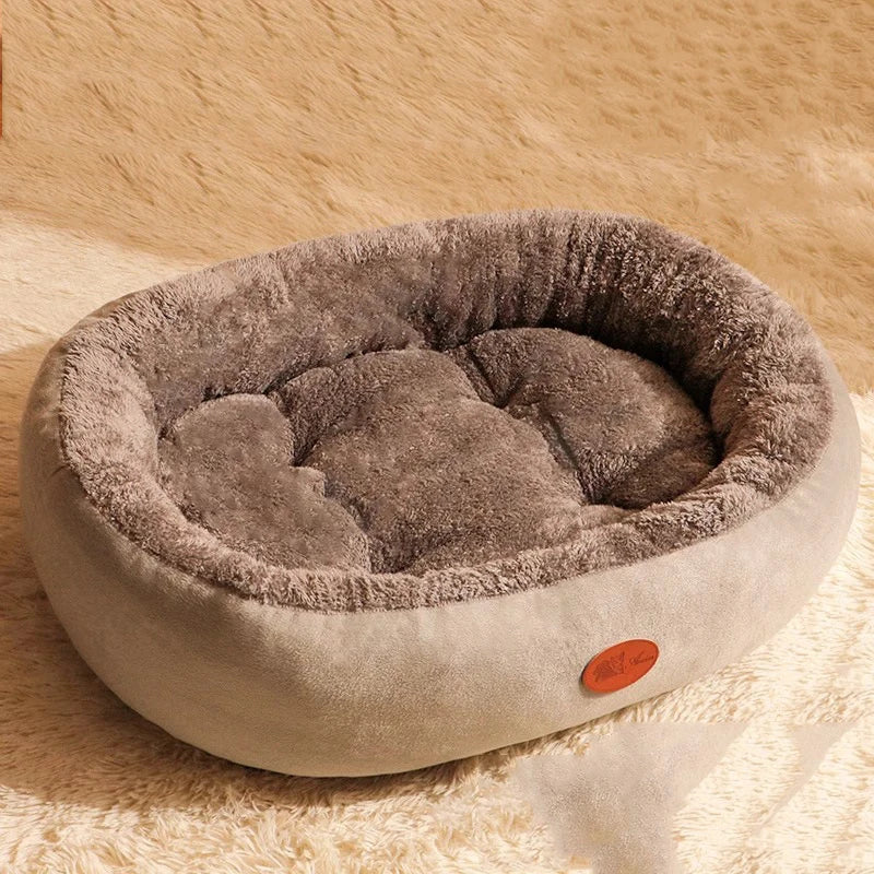 Oval Plush Bed for Dogs & Cats Skanto