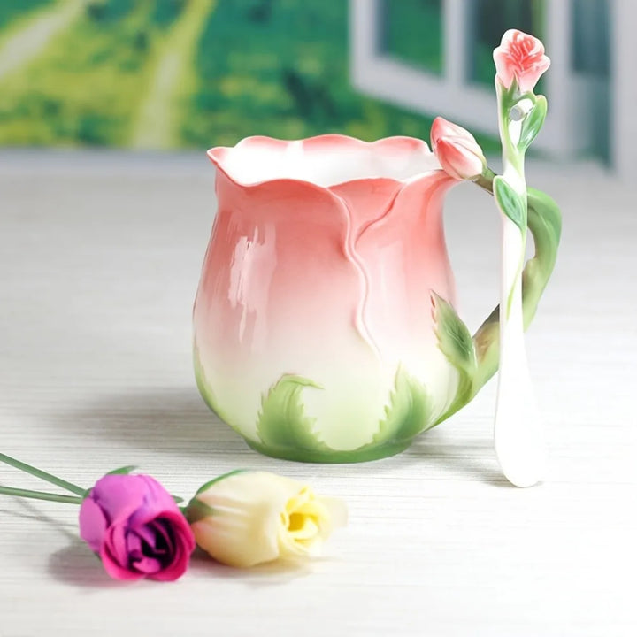 Skanto | 3D Rose Blomst Kaffe Mugge Keramiske Kaffe Mugger Søte Estetiske Vannkopper med Skje Sommer Vinter Drikke Utstyr Valentinsdag Gaver