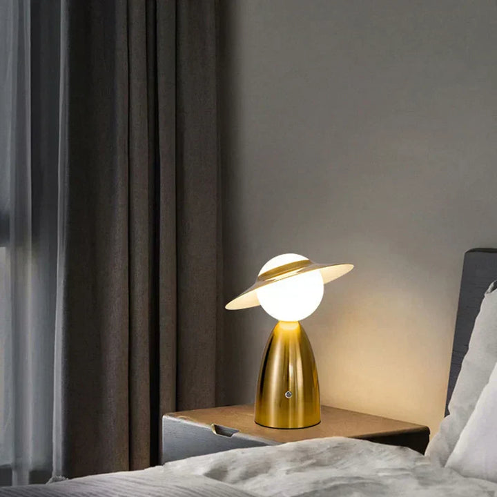 Skanto | Batteri Bordlampe Mann med Hatt