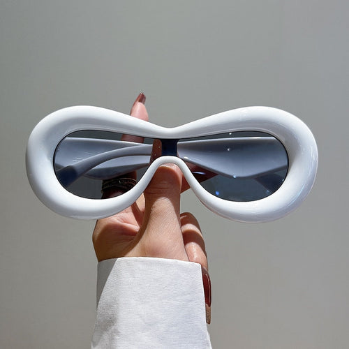 Esha Sunglasses | With futuristic fashion design | Skanto