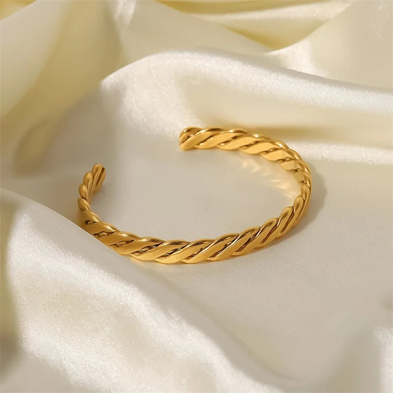 Skanto | 18k Chunky Gull Vevd Bangle Armbånd