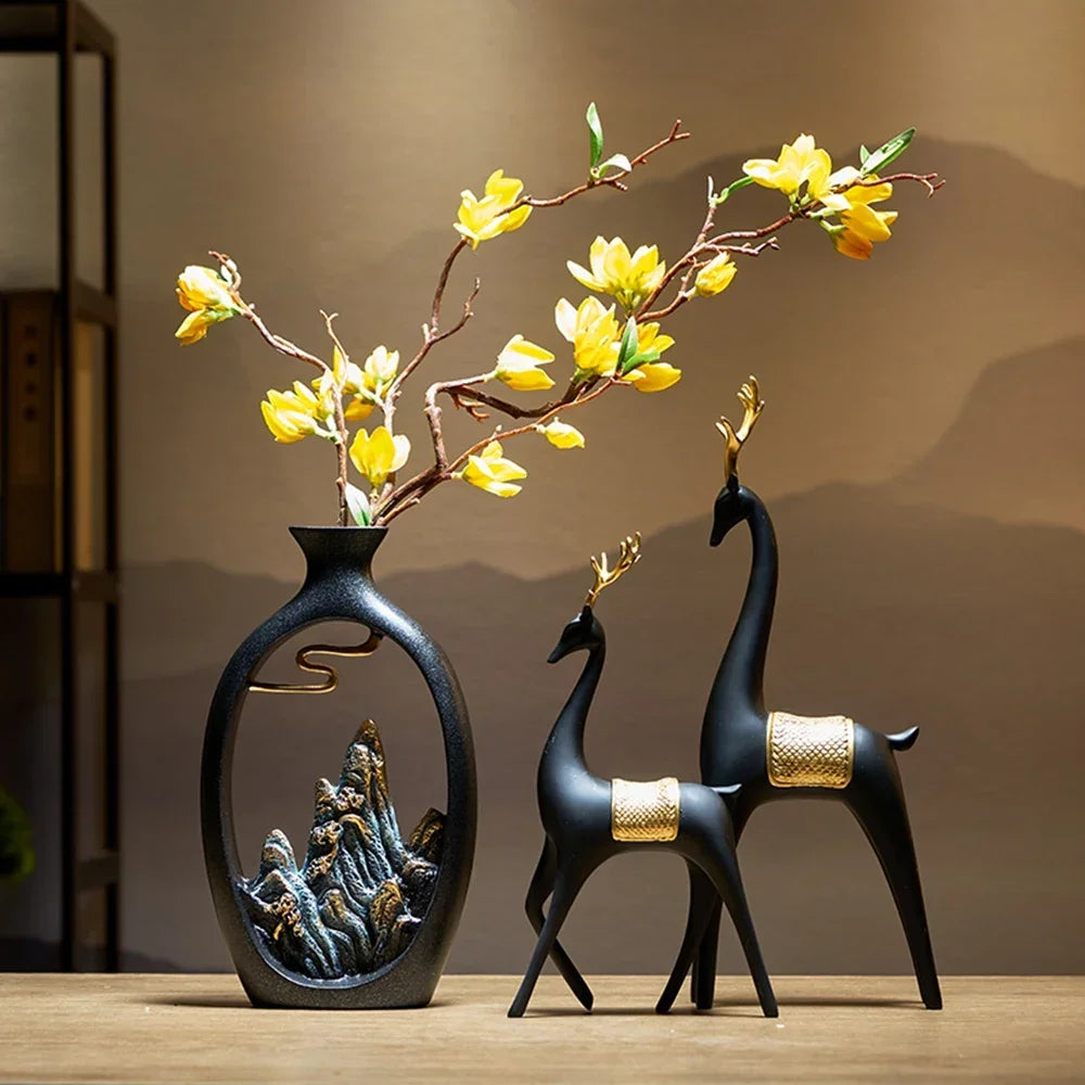 Skanto | Detaljerte fjellmønstre i en elegant vase