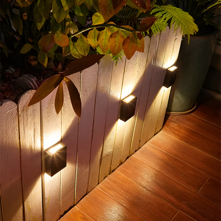 Skanto | Sollys Utendørs Lampe LED IP65 Vanntett Svart