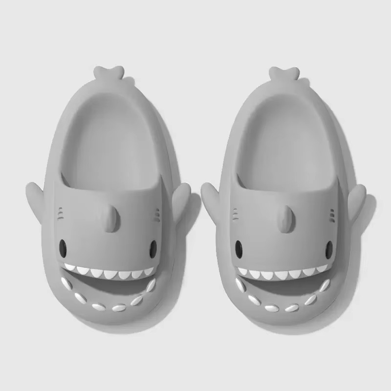 Skanto | Shark Slippers Myke Sklisikre Sandaler for Menn og Kvinner Innendørs Utendørs Kule Strand Sandaler