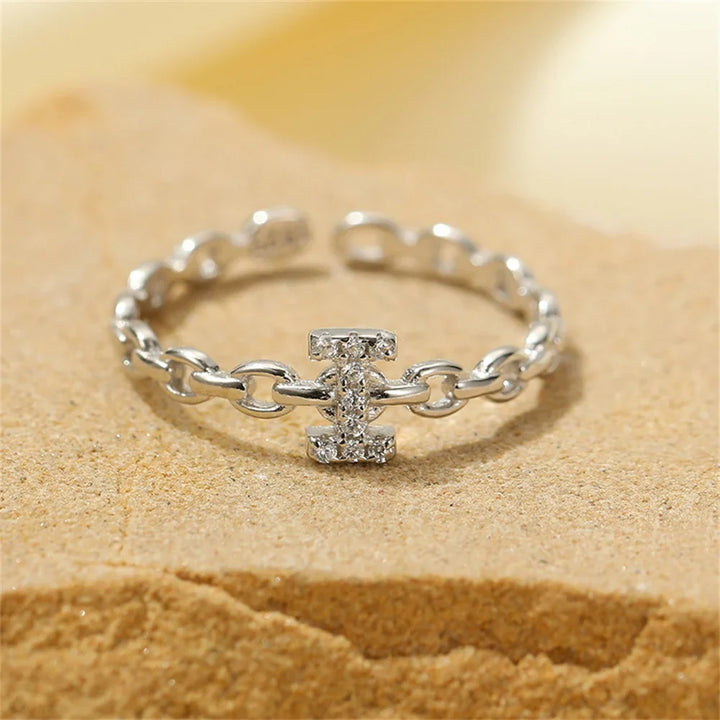 Skanto | Delikat Diamant Bokstav Initial Ring