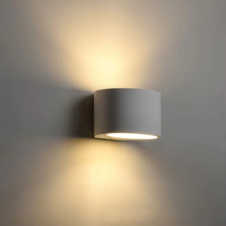 Skanto | Slank Gips LED Vegglampe for Moderne Hjembelysning