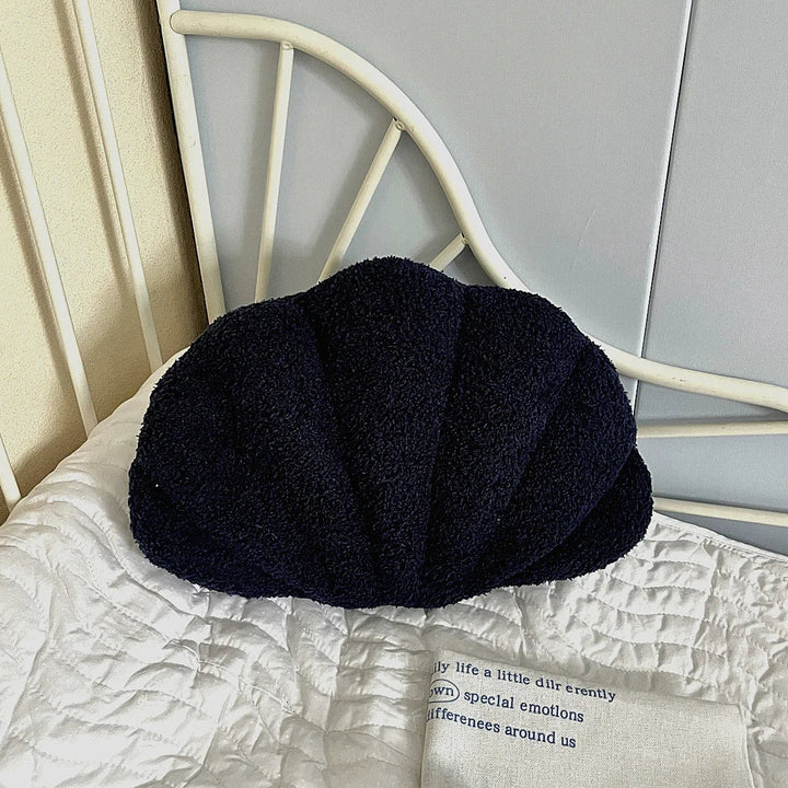 Pastell Shell Pute – Fluffy Bouclé Plush Putekledd | Skanto