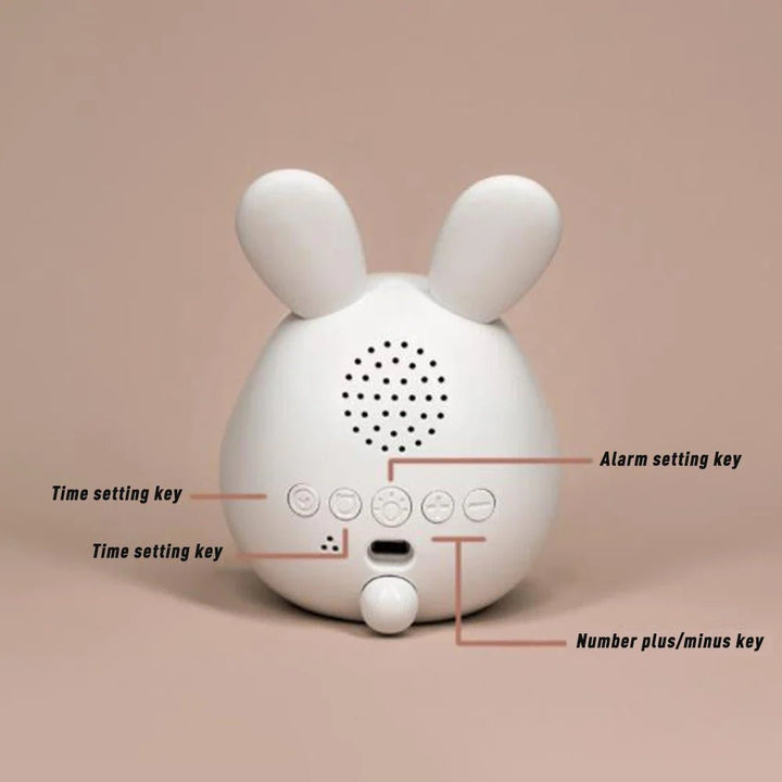 Kaninhode formet barneklokke med LED nattlys - BunniGlow | Skanto