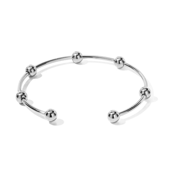 Skanto | Elegant Separert Kule Armring