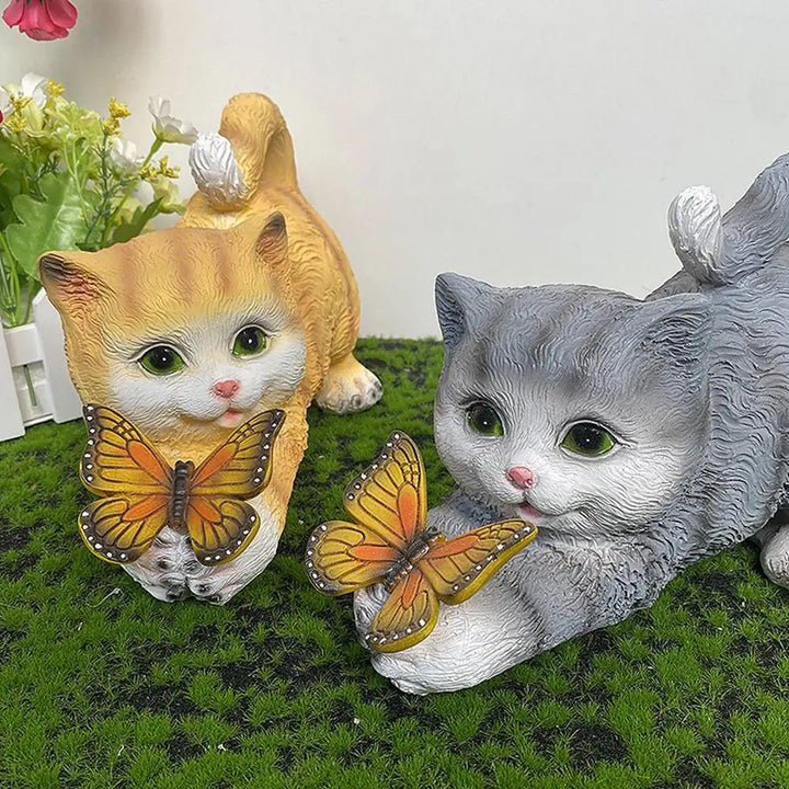 Skanto | Sommerfuglfangende katt Harpiks dekorativ lampe