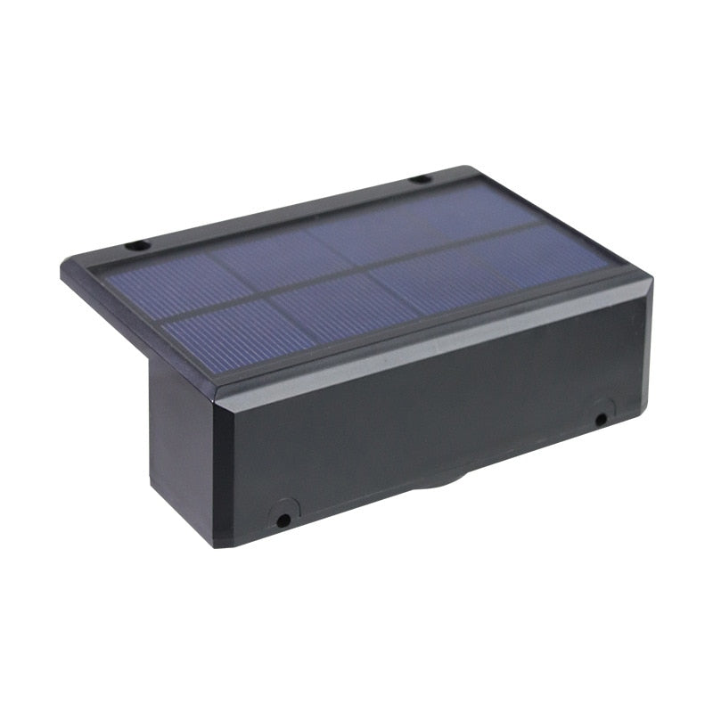 Skanto | Solarlampe for hagen med regn- og vindbeskyttelse