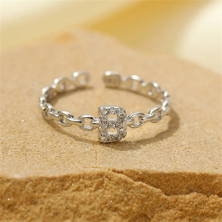 Skanto | Delikat Diamant Bokstav Initial Ring