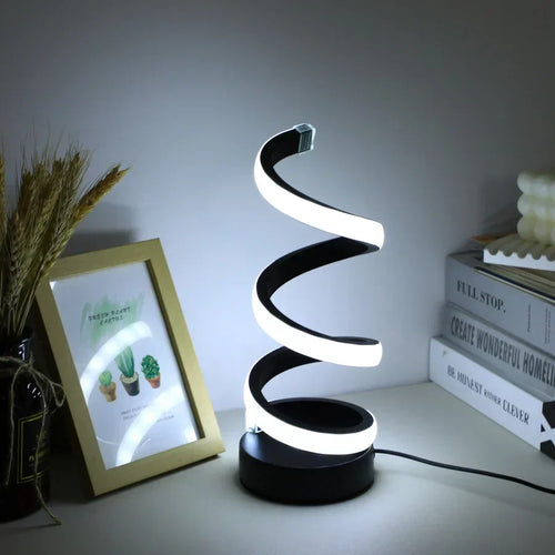 Skanto | Moderne Spiral LED Bordlampe